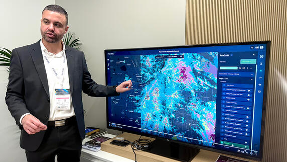 Muhannad AlAbweh, our SVP & Global Head of Solution Sales, showcasing Planet, Infovista's network planning solution