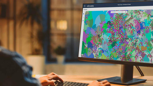 Man looking at screen with Planet Cloud software